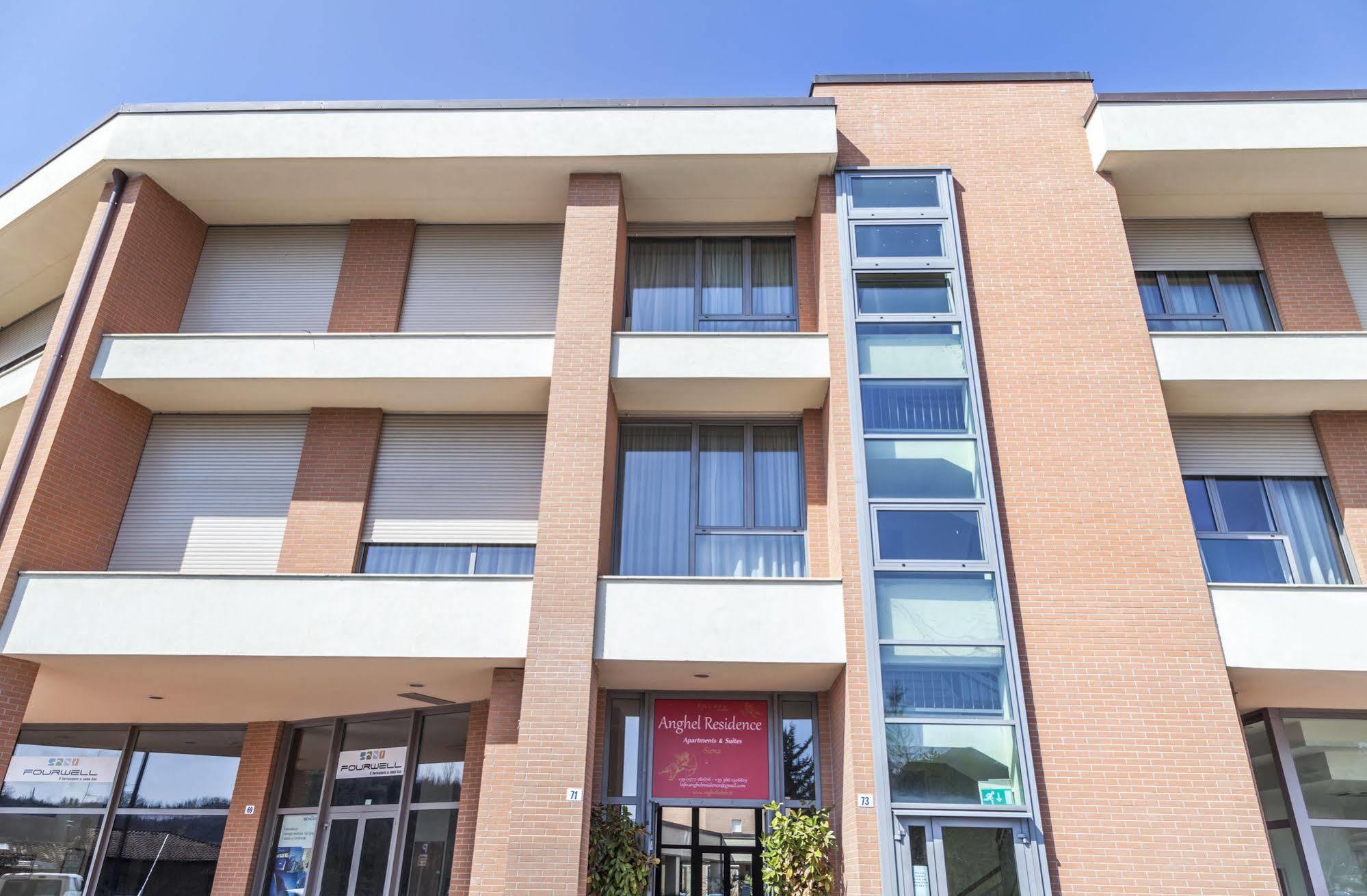 Aparthotel Anghel Siena Bagian luar foto