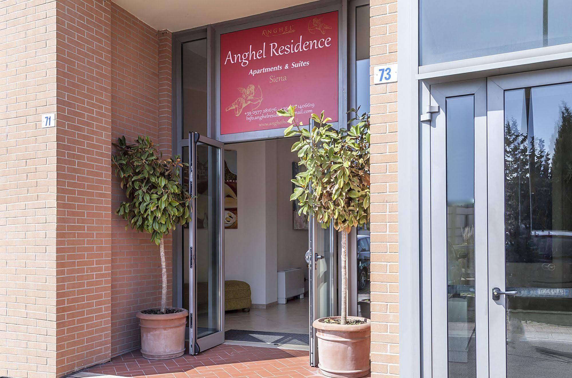 Aparthotel Anghel Siena Bagian luar foto