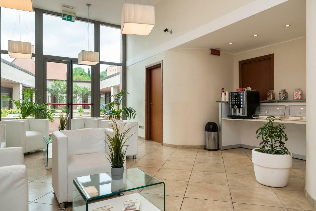 Aparthotel Anghel Siena Bagian luar foto